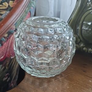 Elegant Clear Glass Candle Holder